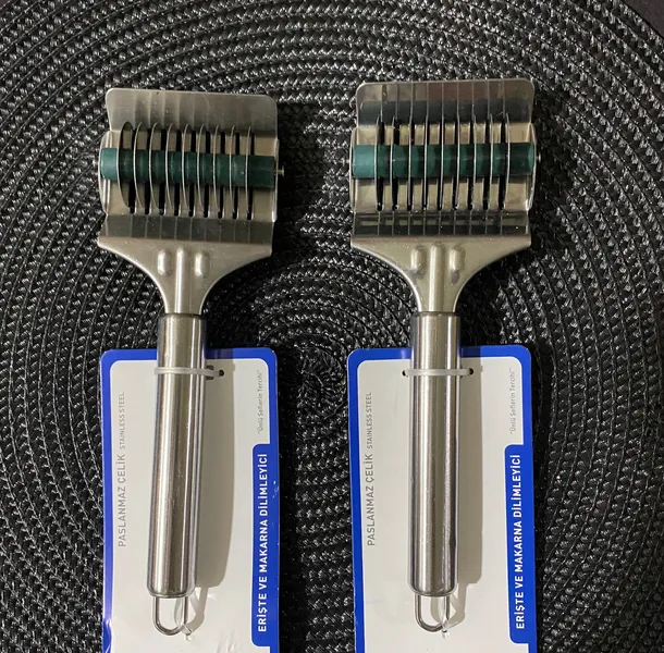 Metal Hamur Erişte Kesici ( 9 Dilimli )